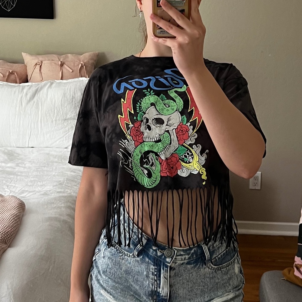Graphic fringed t-shirt